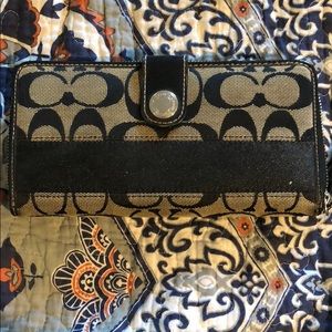 Coach wallet